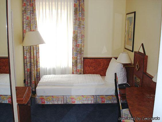 Hotel President Frankfurt Frankfurt am Main Rom bilde